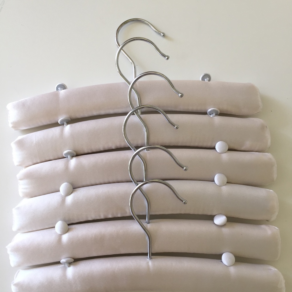 6 Padded Baby Clothing Hangers, 10", white Satin